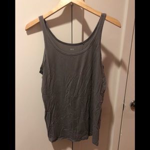 ⛔️SOLD⛔️ Uniqlo 🌚 100% Cotton Tank Top